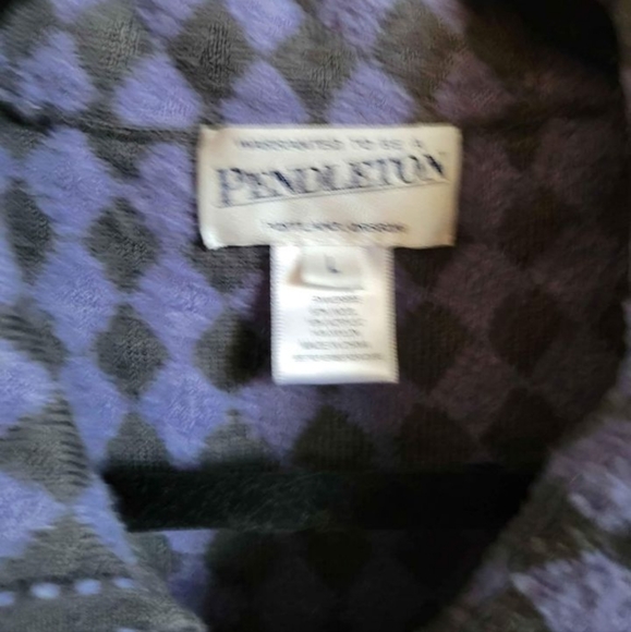 Pendleton Zip Up - Picture 3 of 3